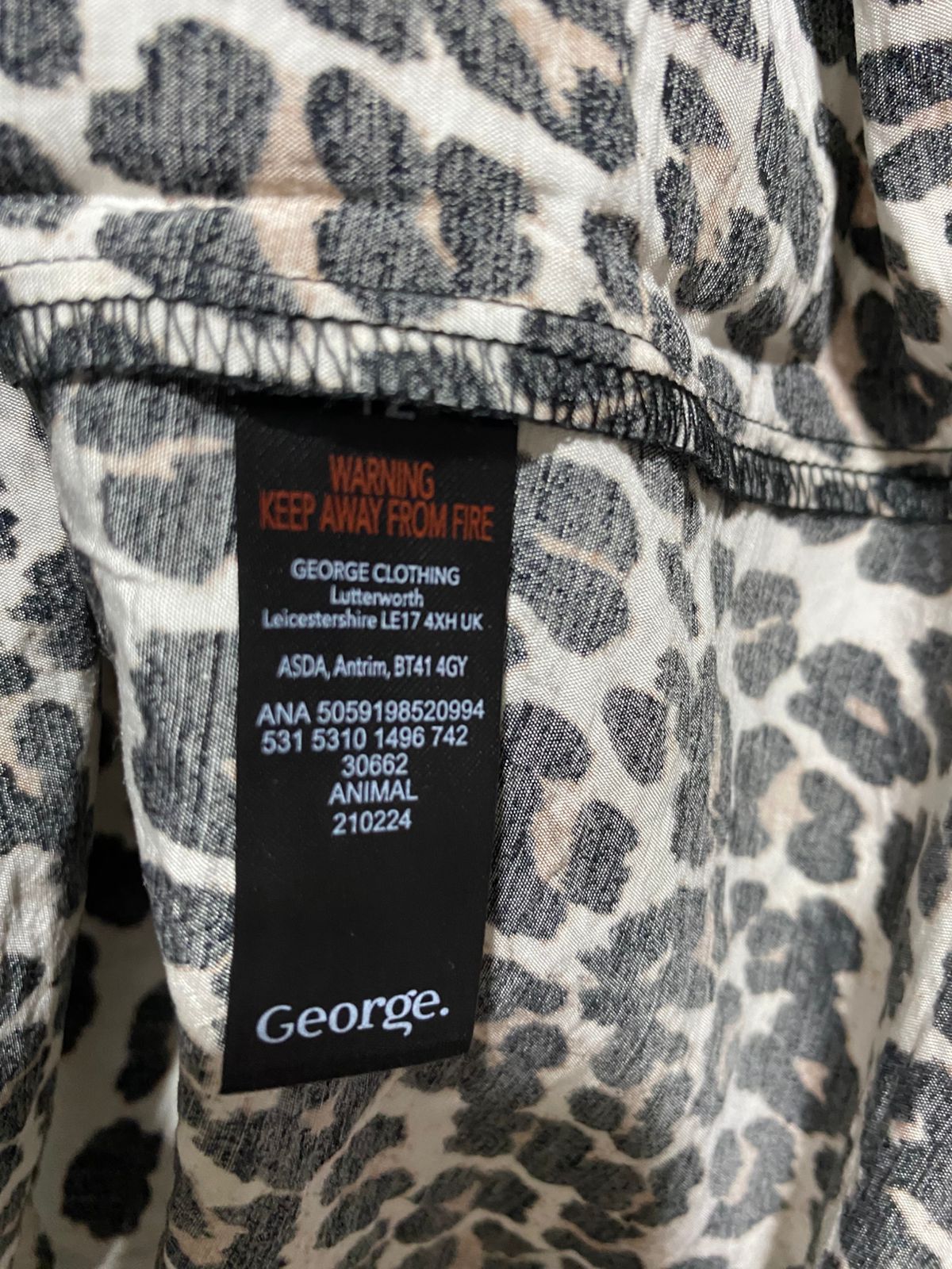 GEORGE |XL| BUST 23| WOMEN’S ANIMAL PRINT LEOPARD V-NECK SHORT CAP SLEEVE BLOUSE TOP
