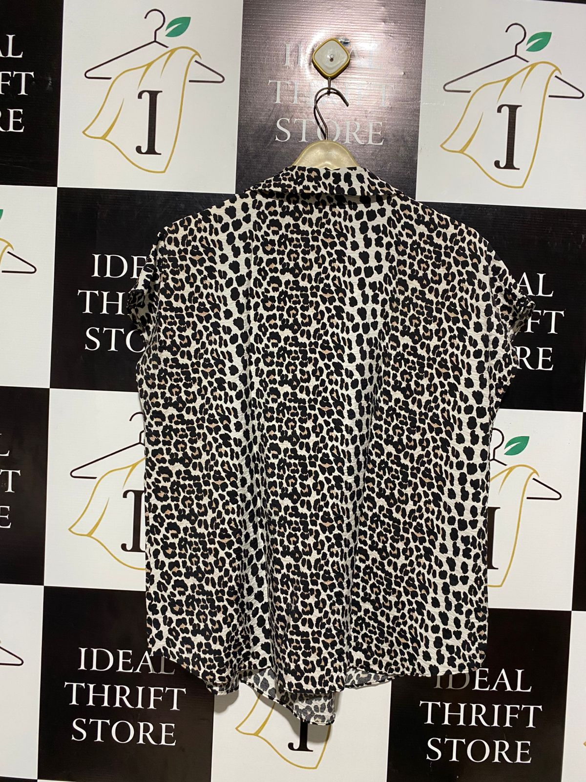 GEORGE |XL| BUST 23| WOMEN’S ANIMAL PRINT LEOPARD V-NECK SHORT CAP SLEEVE BLOUSE TOP