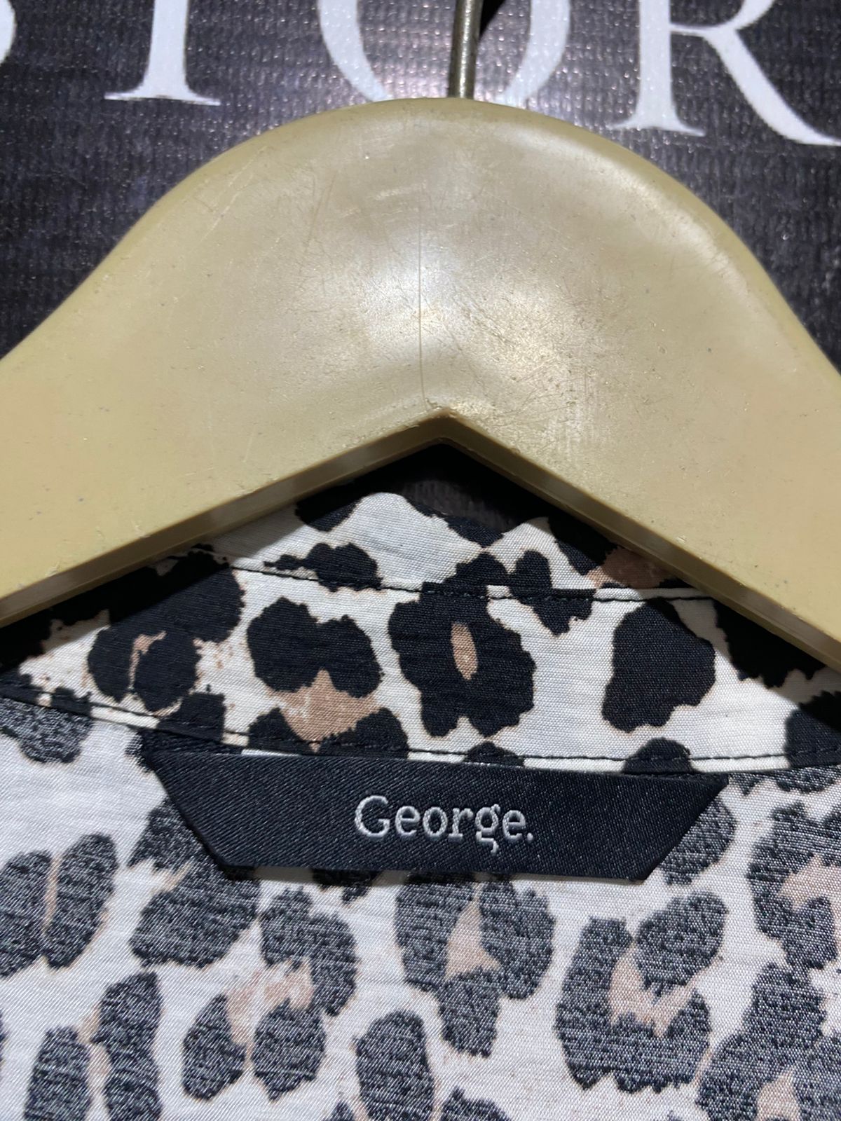 GEORGE |XL| BUST 23| WOMEN’S ANIMAL PRINT LEOPARD V-NECK SHORT CAP SLEEVE BLOUSE TOP