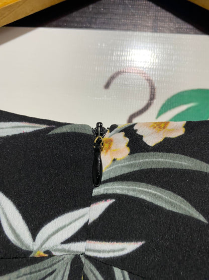 NEW LOOK |M| BUST FREE | BLACK FLORAL WRAP FRONT SHORT SLEEVE CULOTTE JUMPSUIT