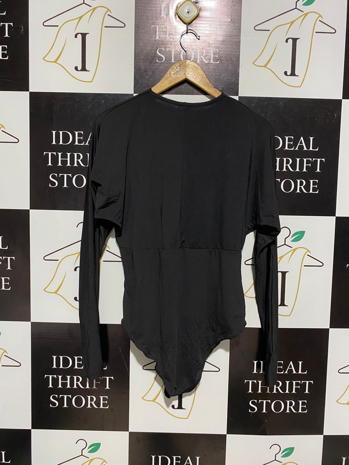 H&M |M| BUST FREE| RECYCLED POLYESTER PLUNGE LONG SLEEVE BODYSUIT
