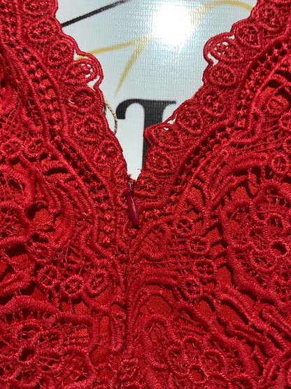 GIORGIA |S/M| BUST 16| ELEGANT VIBRANT RED LACE BUST JUMPSUIT WITH GOLD WAIST ACCENT