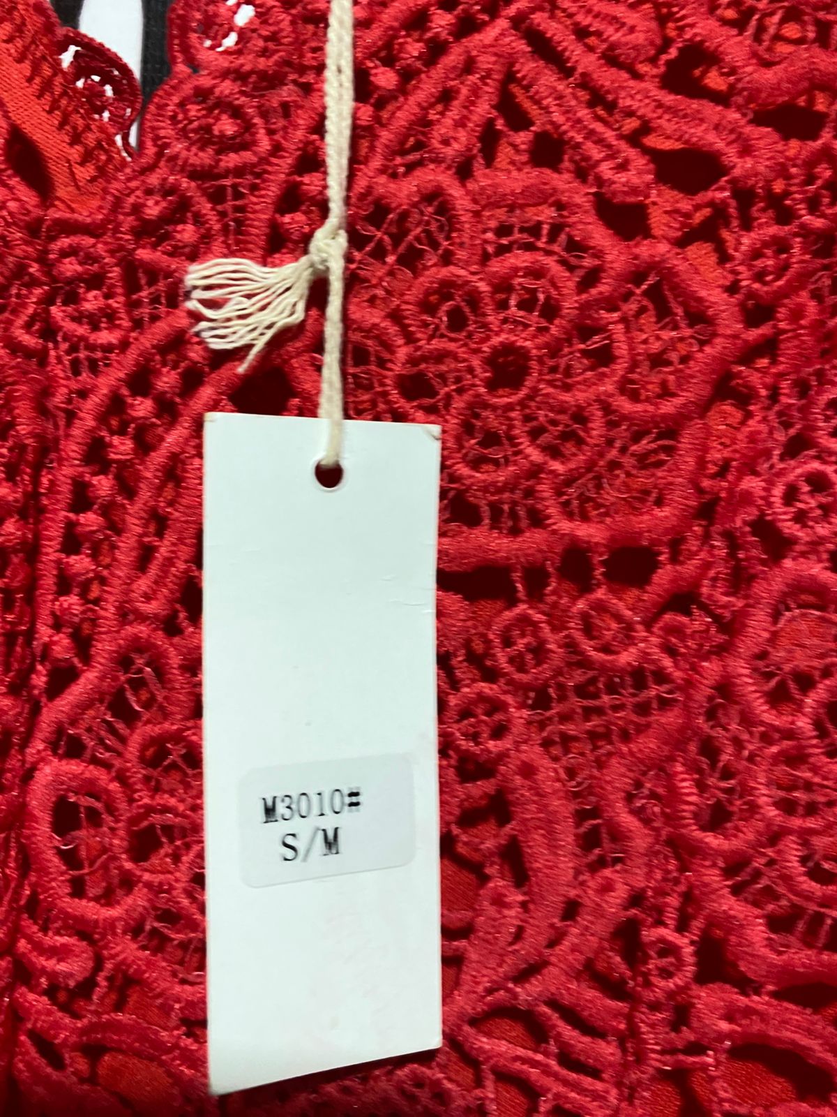 GIORGIA |S/M| BUST 16| ELEGANT VIBRANT RED LACE BUST JUMPSUIT WITH GOLD WAIST ACCENT