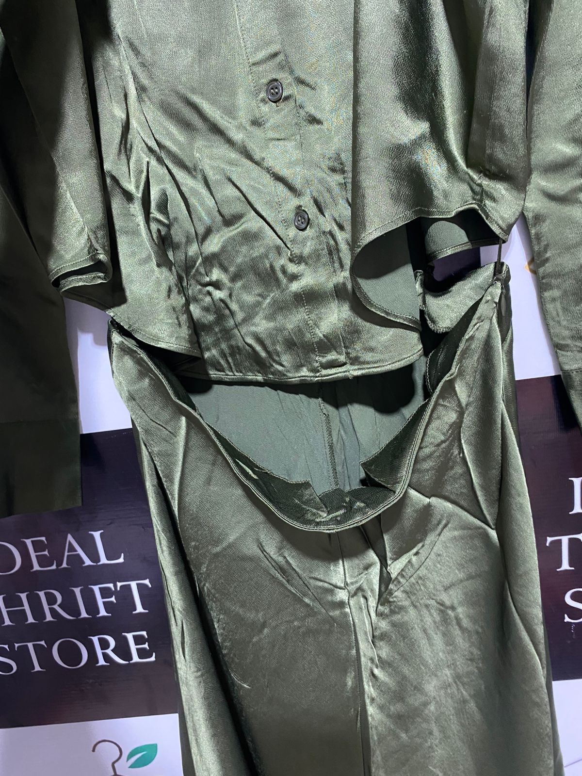 ZARA |XL| BUST 21| SATIN OLIVE GREEN MAXI DRESS