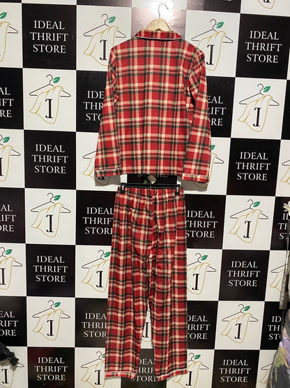 |L| CLASSIC RED PLAID HOLIDAY PAJAMA SET