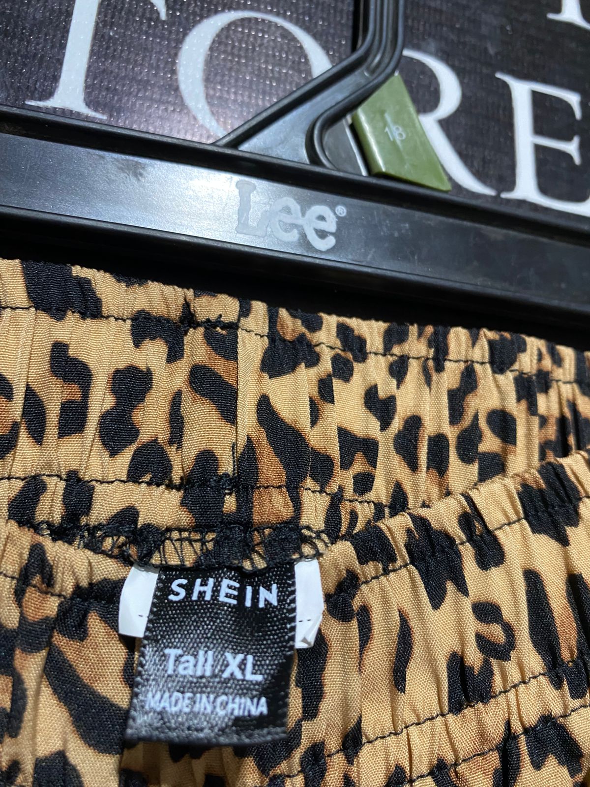 SHEIN |XL| WAIST 29| TAN LEOPARD PRINT TRACK PANTS WITH TIE-HEMS