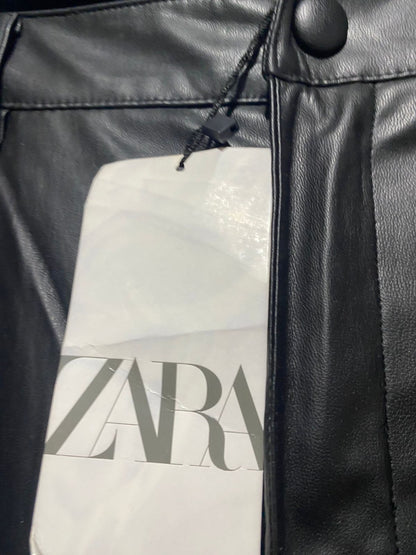 ZARA |L| WAIST 30| B1| BLACK FAUX LEATHER STRAIGHT-LEG PANTS