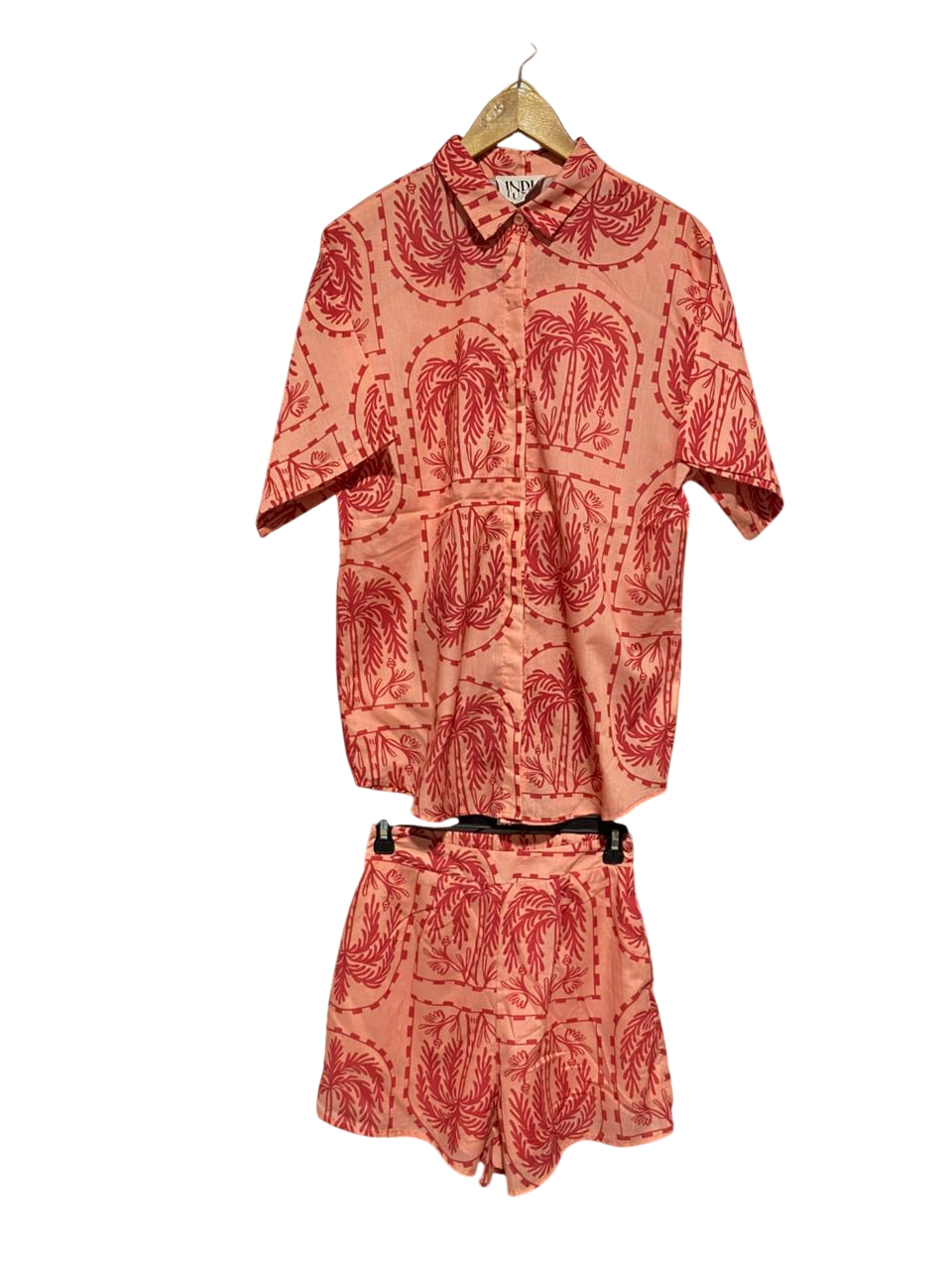 INDILUXE |S| B2| TROPICAL PALM TREE PRINT RELAXED BUTTON-DOWN SHORTS SET