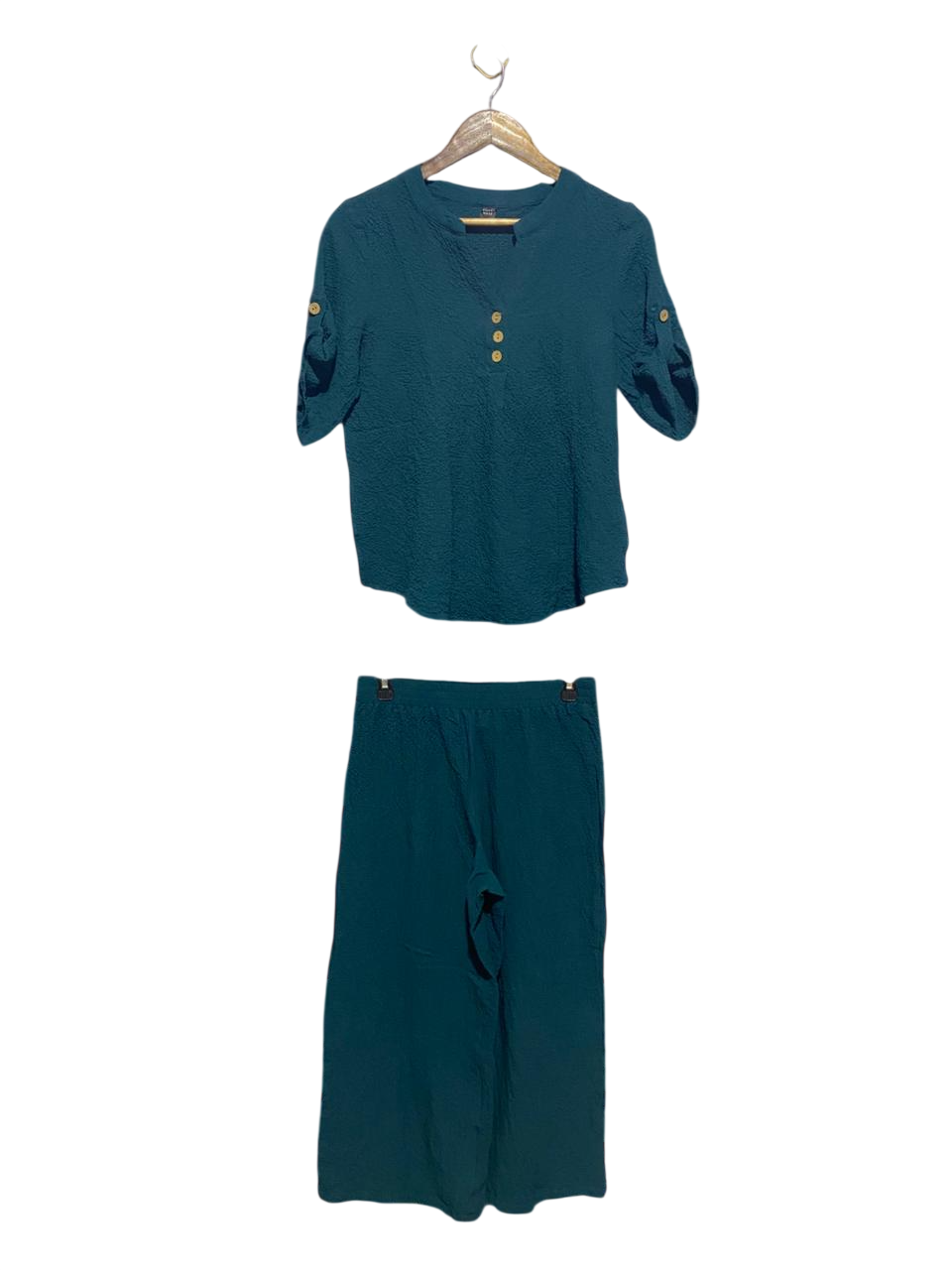 EMERY ROSE |M| B2| TEAL TEXTURED BUTTON-DOWN TOP AND WIDE-LEG TROUSER SET