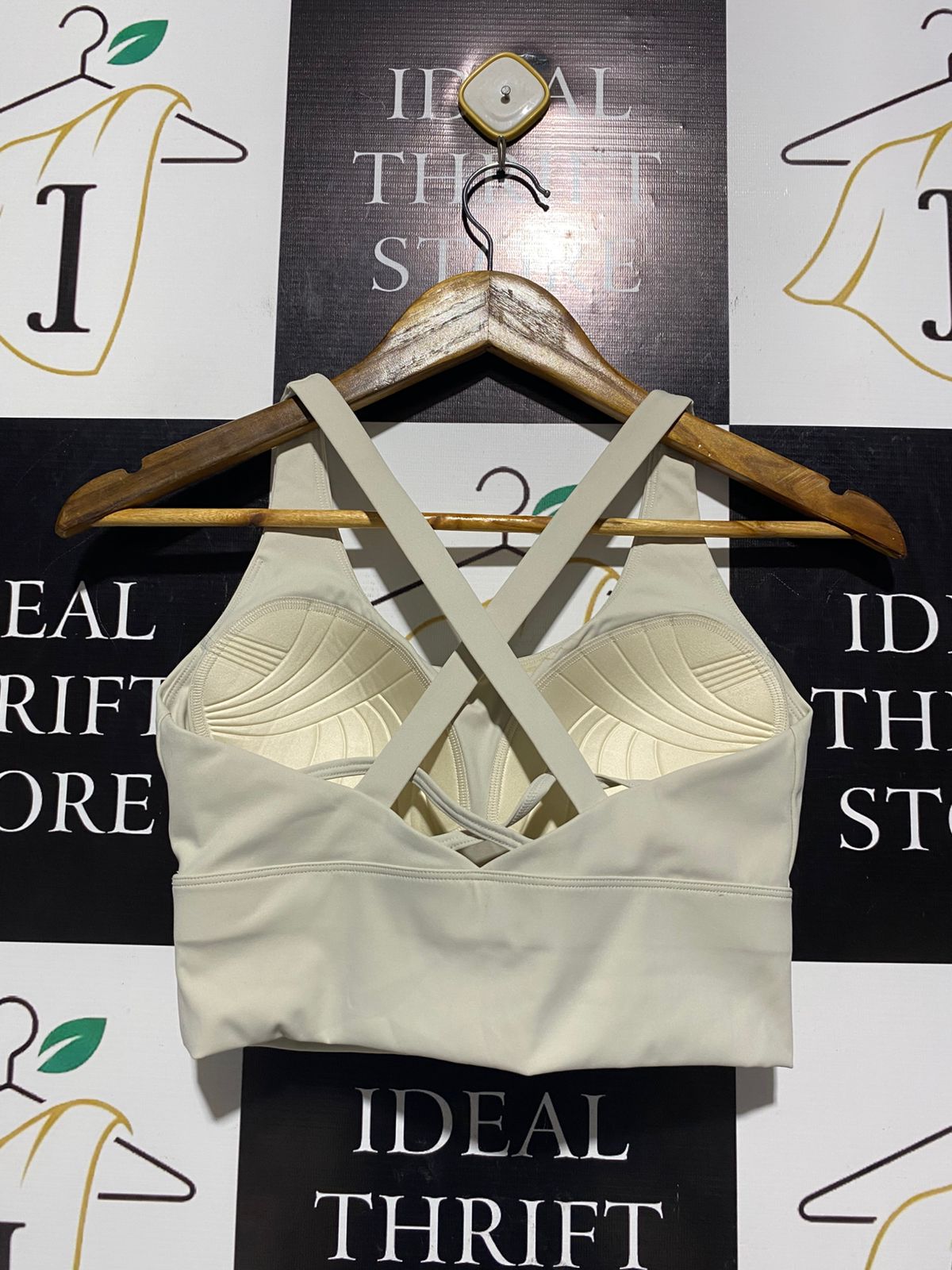 WOMEN'S SOLID BEIGE SCOOP-NECK SPORTS BRA |L| BUST 14| B2|