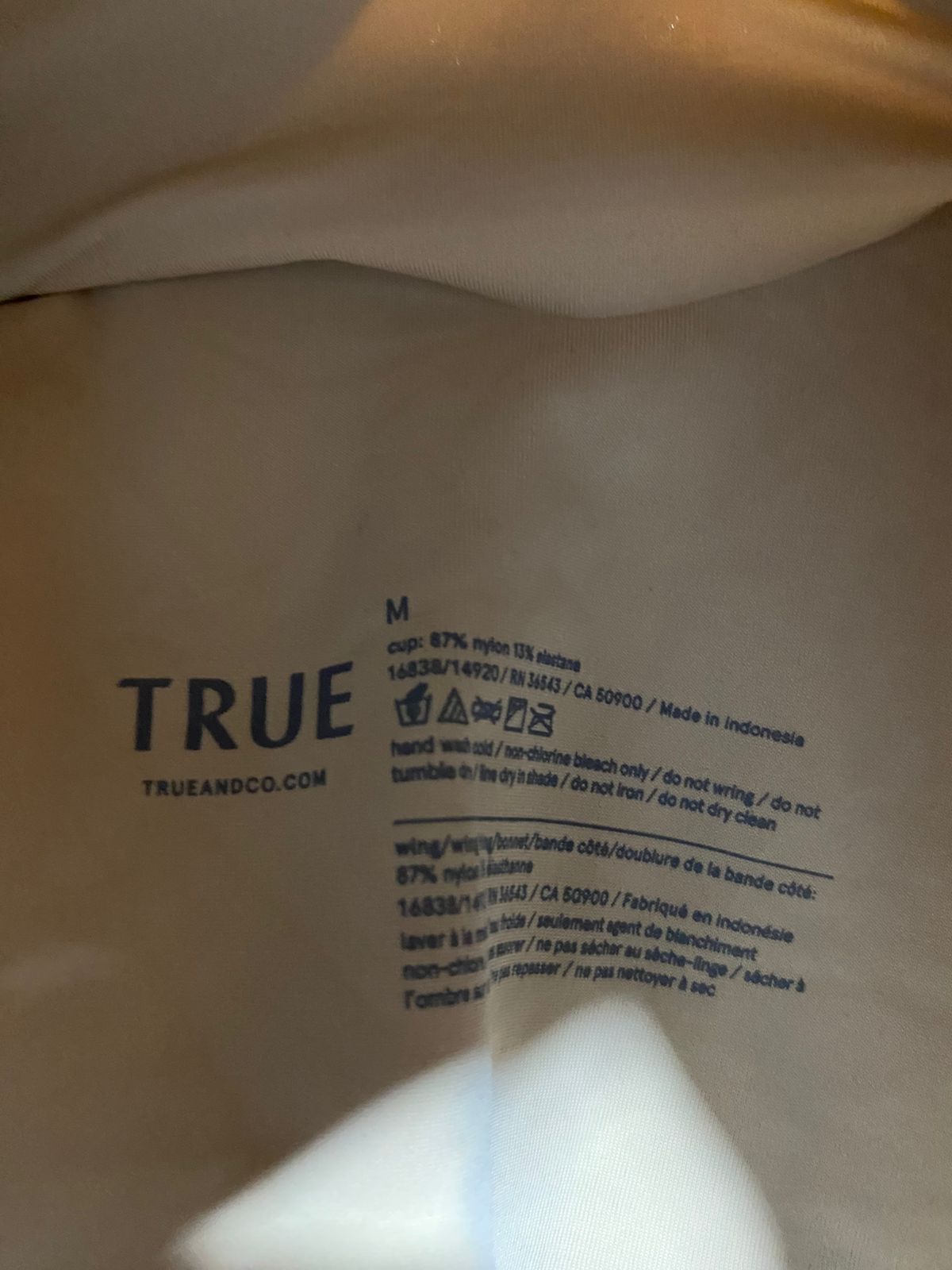 TRUE |M| BUST 13| B2| EVERYBODY NUDE WIRE-FREE BRA