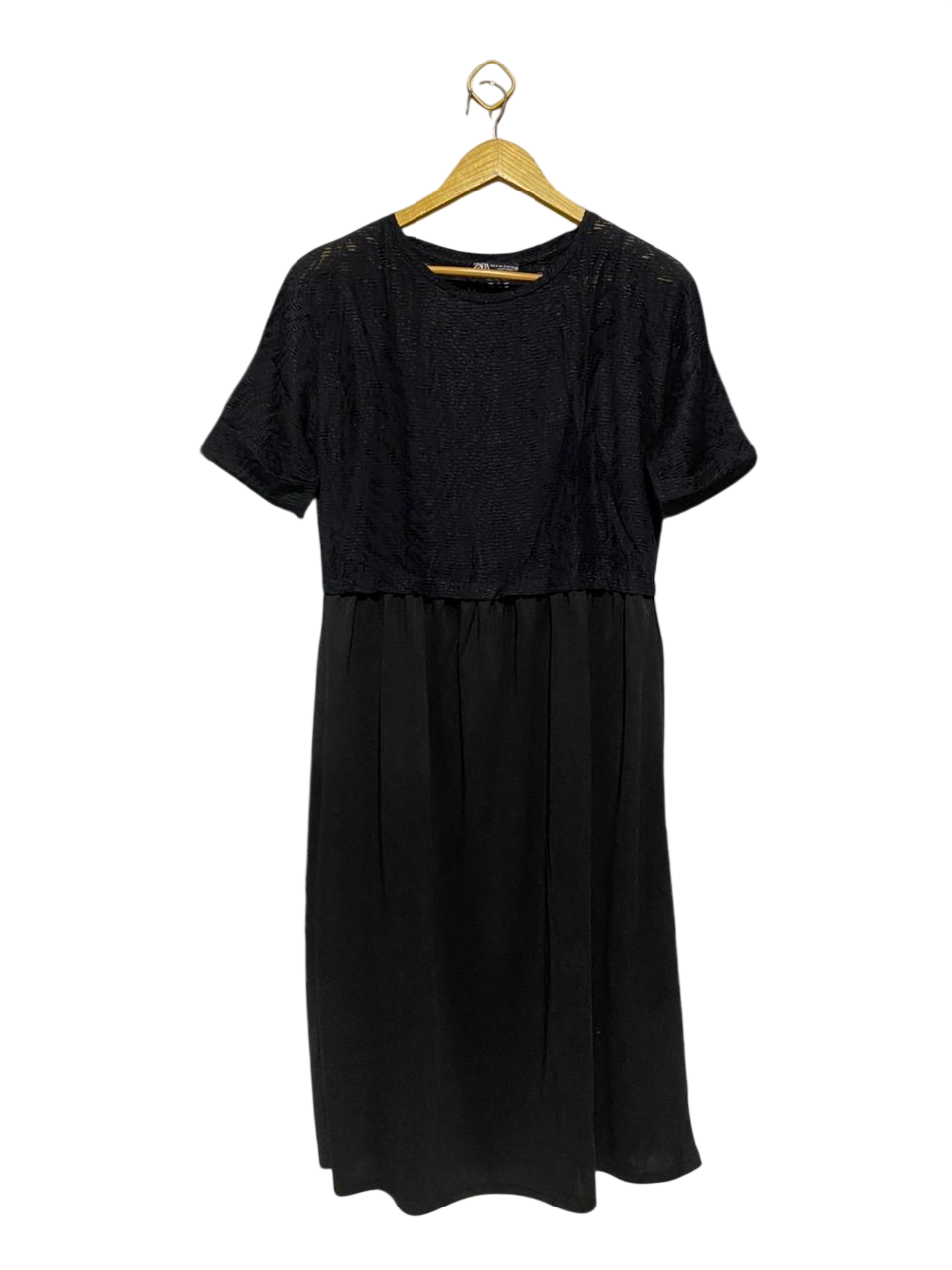 ZARA |M| BUST 17| B3| BLACK MIXED-MEDIA SHORT SLEEVE MIDI DRESS WITH TEXTURED BODICE