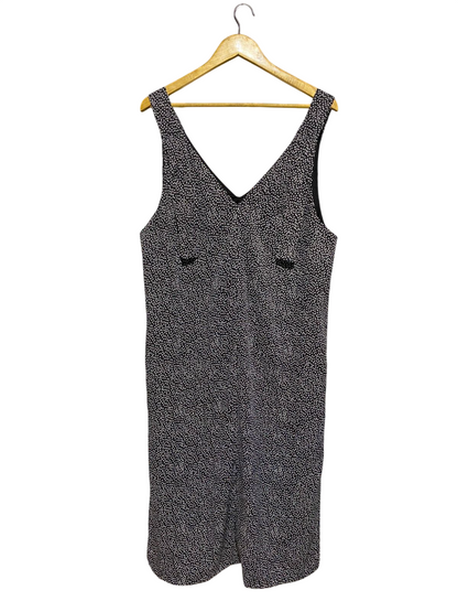 H&M |L| BUST 21| B3| BLACK AND WHITE POLKA DOT V-NECK SLEEVELESS SHIFT DRESS / PINAFORE