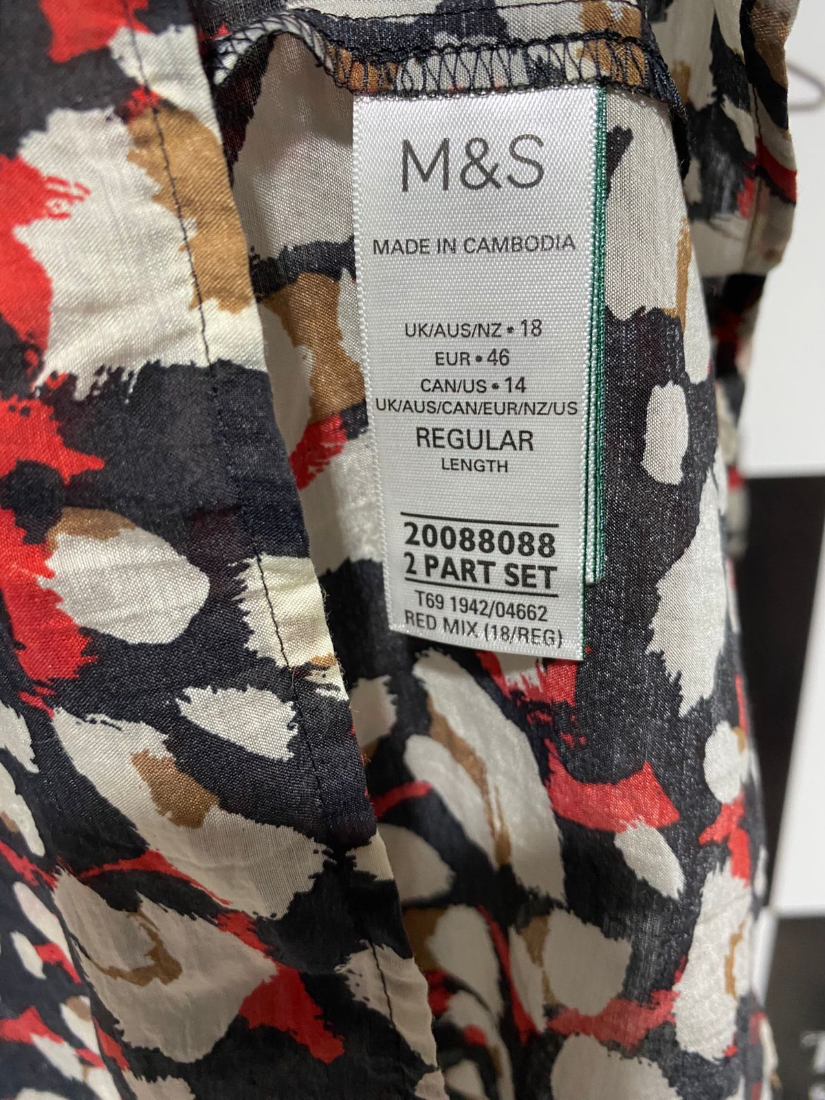 M&S |L| BUST 21| B3| Women’s Long-Sleeve Abstract Print Smocked-Waist Midi Dress
