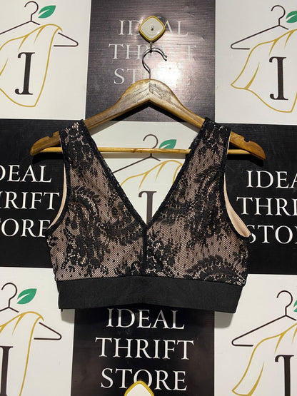 FOREVER |S| BUST 16| B2| BLACK LACE WRAP-FRONT BRALETTE | ELEGANT SCALLOPED CROP TOP