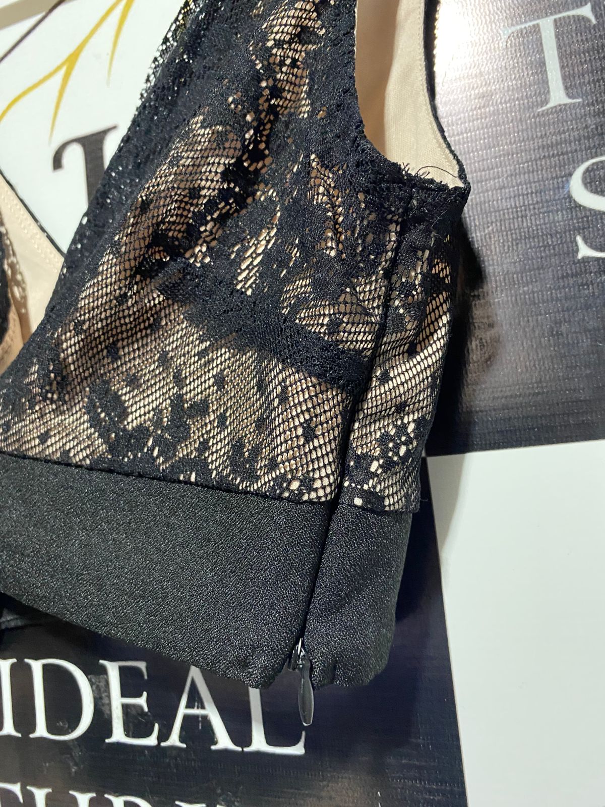 FOREVER |S| BUST 16| B2| BLACK LACE WRAP-FRONT BRALETTE | ELEGANT SCALLOPED CROP TOP