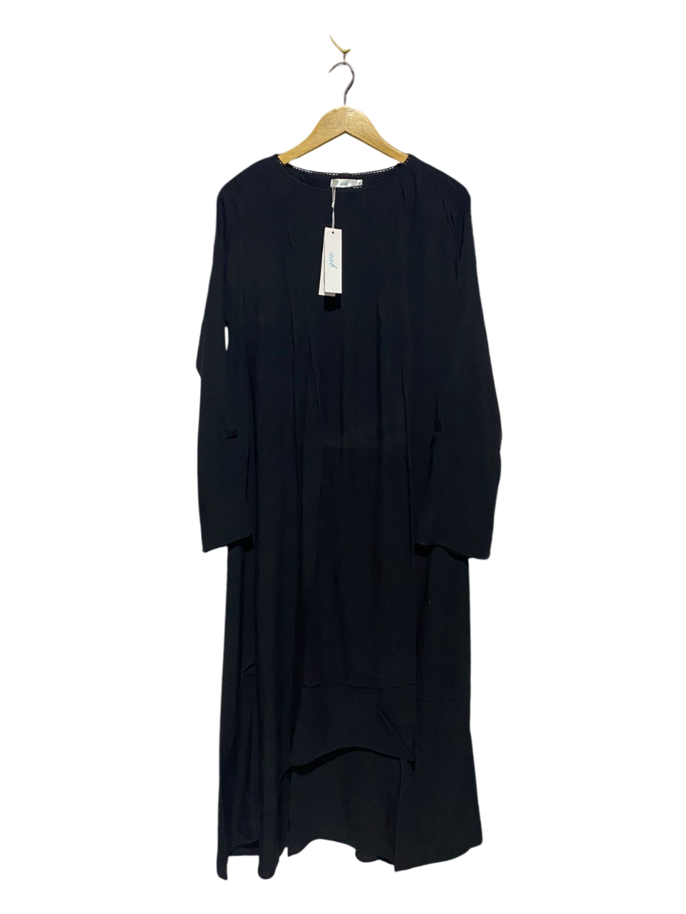 AAB |M| BUST 21| B3| MINIMALIST BLACK MAXI DRESS
