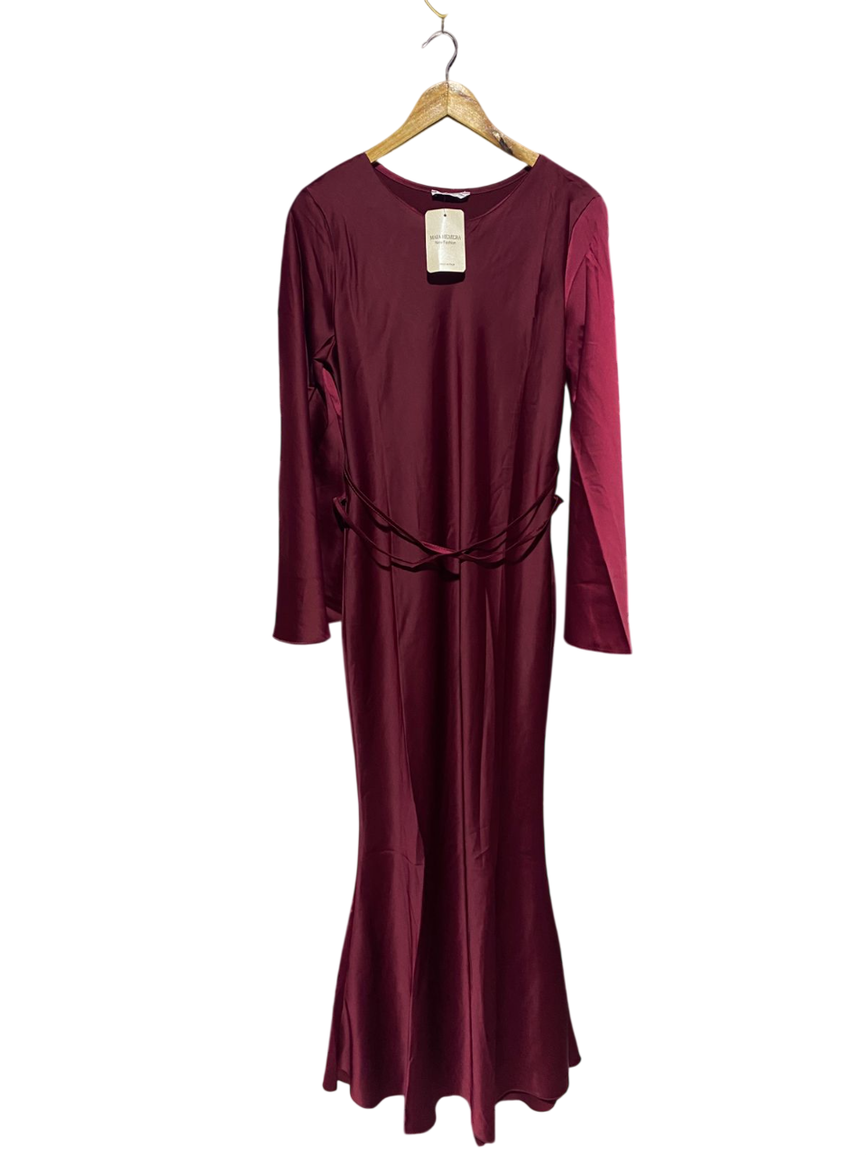 MAIA HEMERA |L| BUST 18| B3| ELEGANT MAROON SATIN MAXI DRESS WITH WAIST TIE