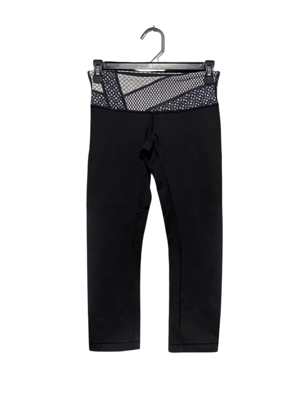 LULULEMON |S| WAIST 26| WOMEN'S PRINTED WAISTBAND PERFORMANCE CAPRIS - BLACK