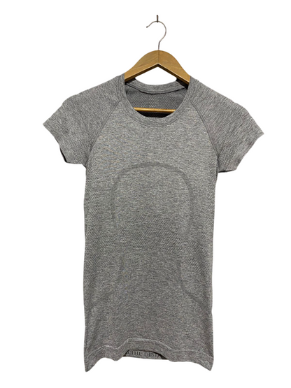 LULULEMON |S| BUST 15| GREY SEAMLESS PERFORMANCE TEE