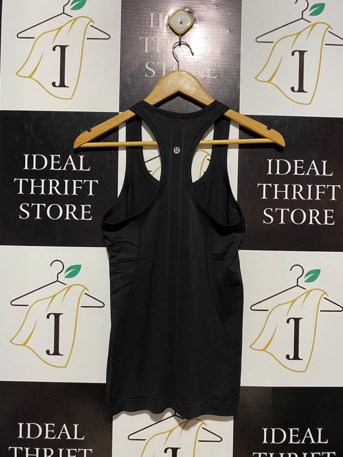 LULULEMON |S| BUST 14| CLASSIC BLACK RACERBACK ATHLETIC TANK