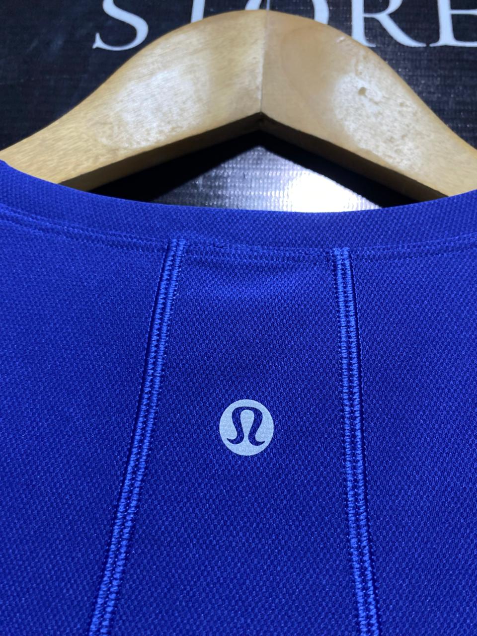 LULULEMON |M| BUST 17| ADVANCED PERFORMANCE HIGH-NECK CROP TANK