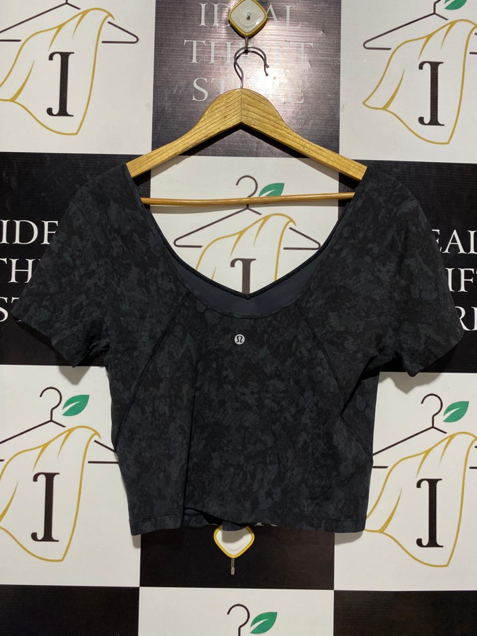 LULULEMON |L| BUST 18| ALIGN T-SHIRT BLACK HERITAGE DARK GRAY