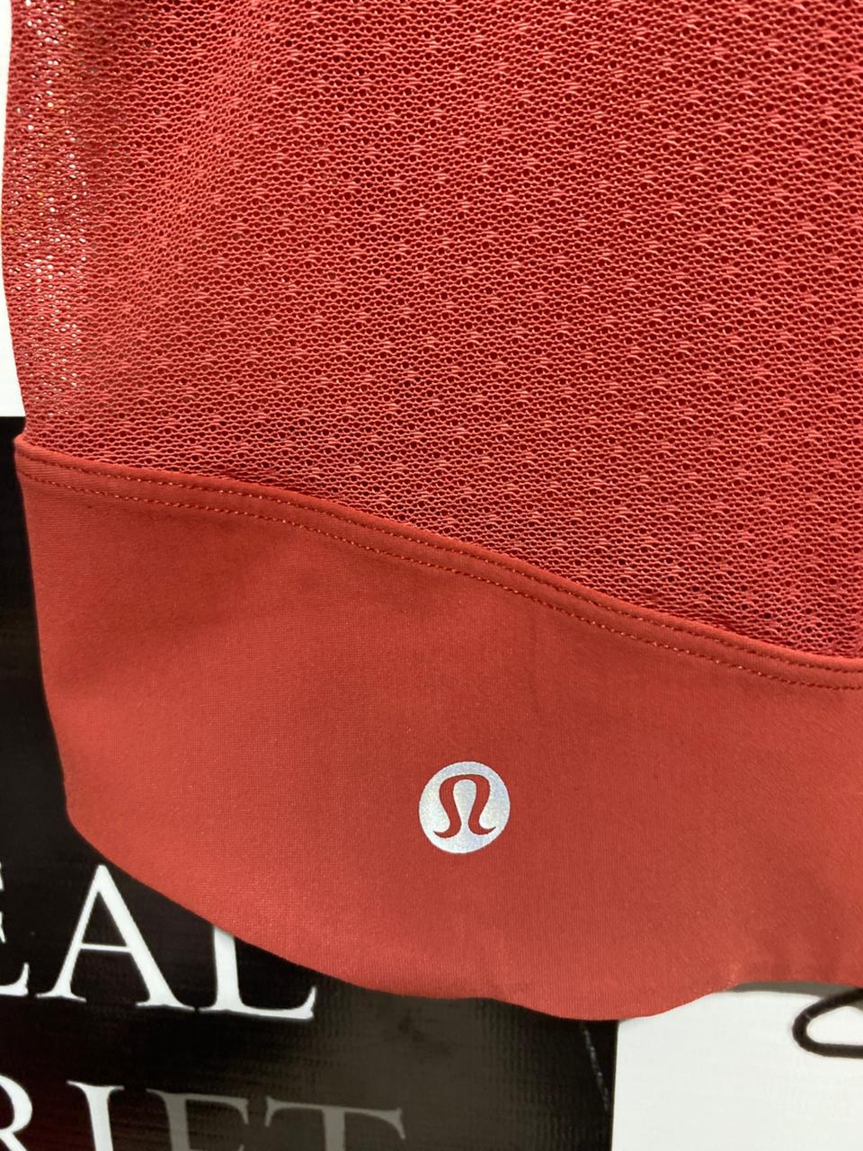 LULULEMON |L|BUST 19| PERFORMANCE MESH-PANEL TANK TOP