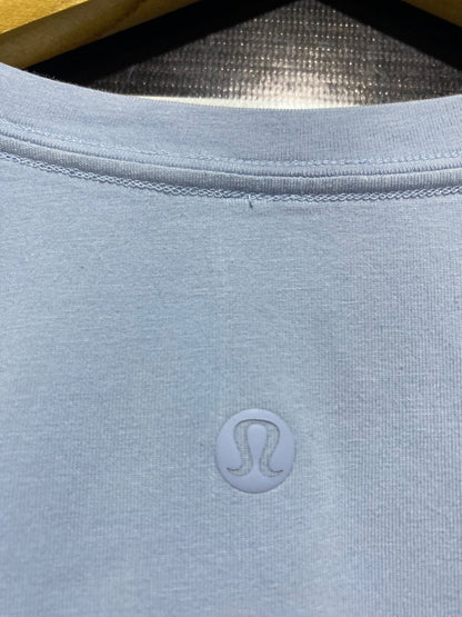 LULULEMON |M| BUST 18| SHORT-SLEEVE V-NECK TEE