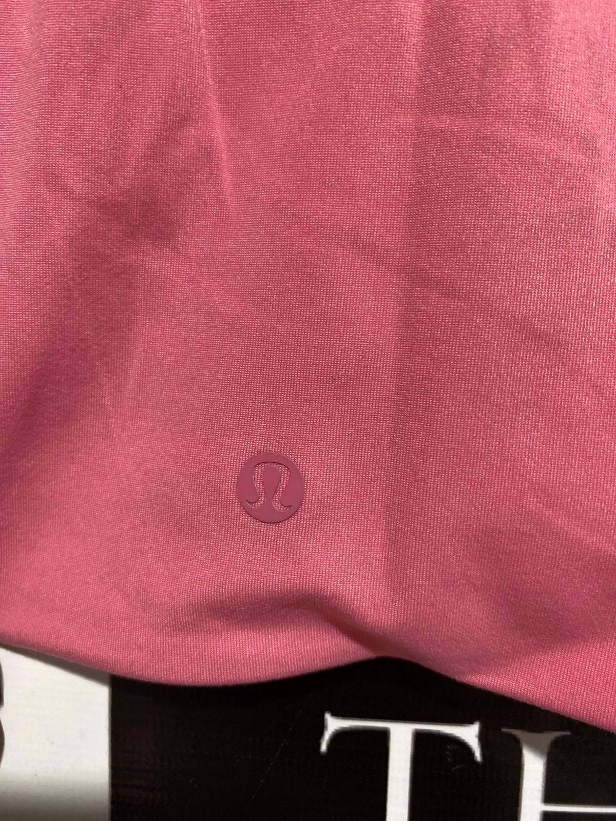 LULULEMON |S| BUST 15| VIBRANT PINK PERFORMANCE CROP TOP