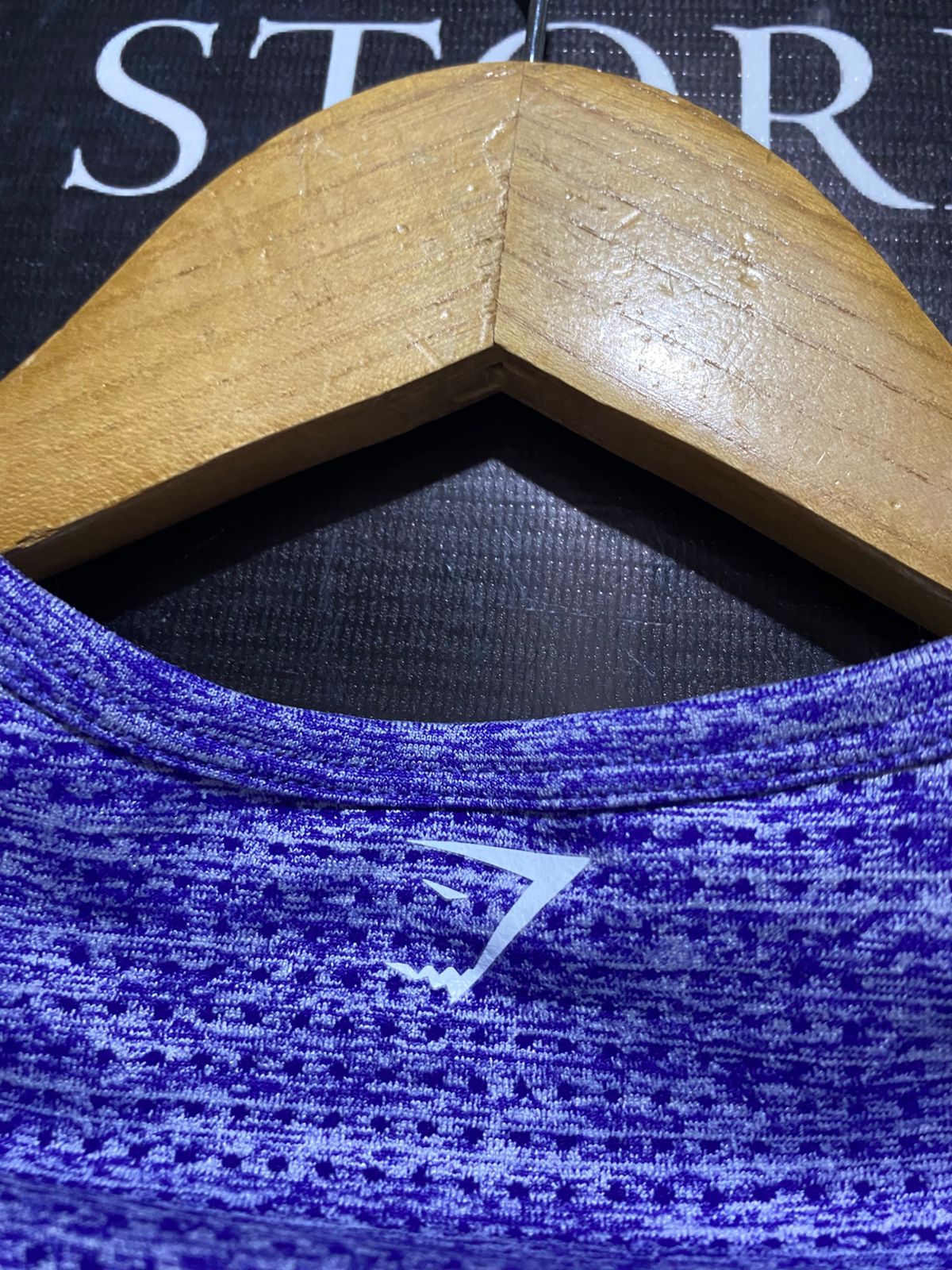 GYMSHARK |XS| BUST 13| Vital Seamless Long Sleeve Crop Top