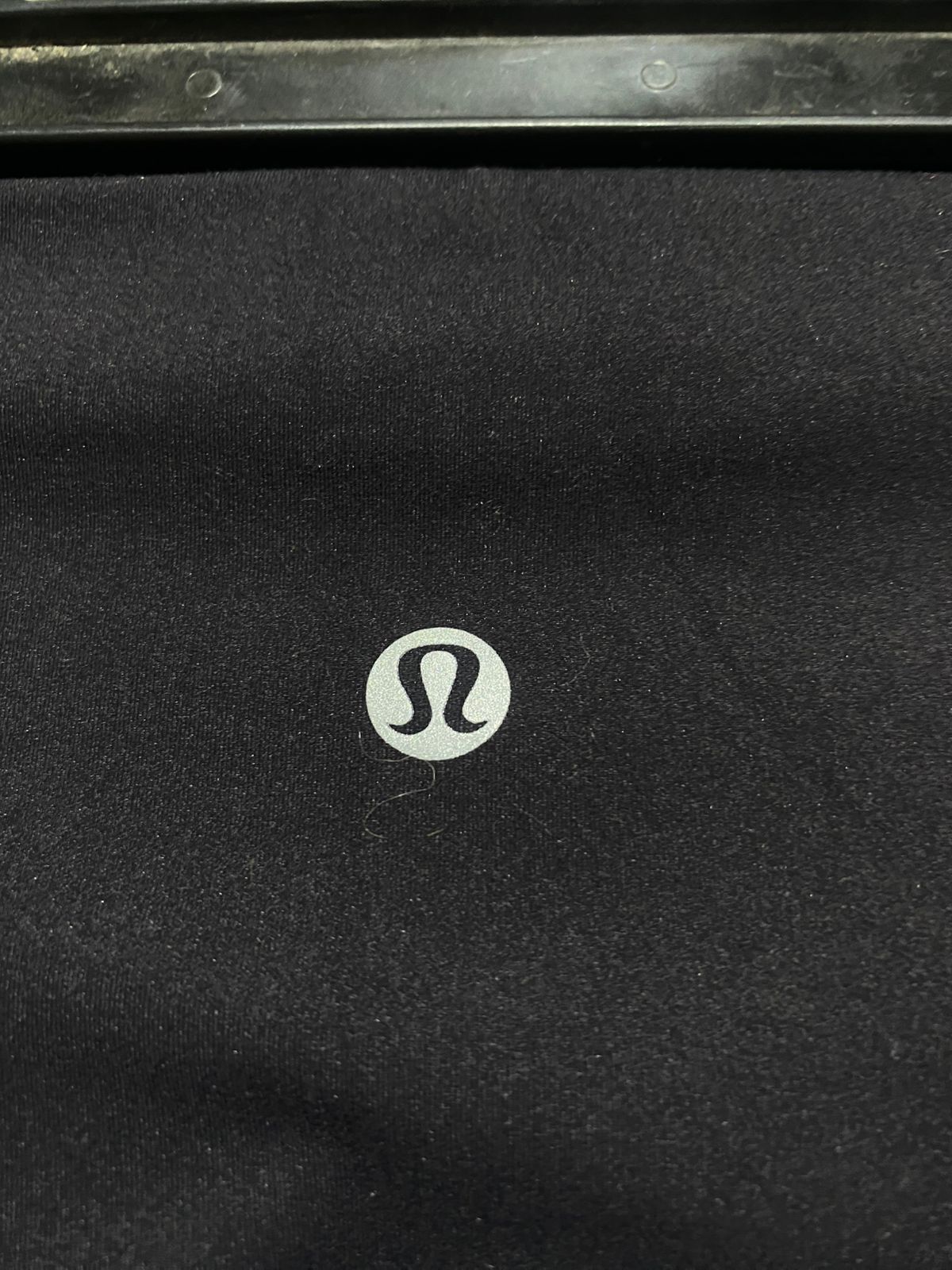 LULULEMON |XS| WAIST 24| WOMEN'S ESSENTIAL PERFORMANCE CROPPED LEGGINGS - BLACK