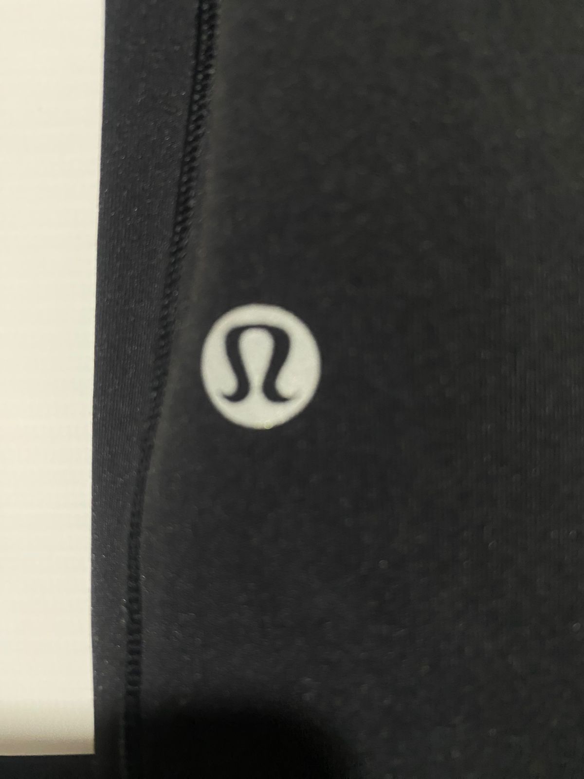 LULULEMON |XS| WAIST 24| WOMEN'S UTILITY PERFORMANCE LEGGINGS - BLACK WITH SIDE POCKETS