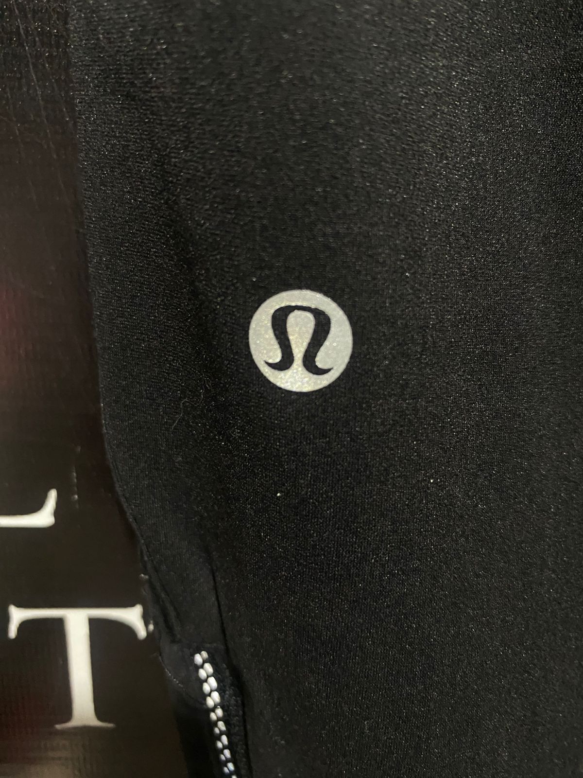 LULULEMON |L|  WAIST 29| WOMEN'S HIGH-WAISTED REFLECTIVE CAPRI LEGGINGS