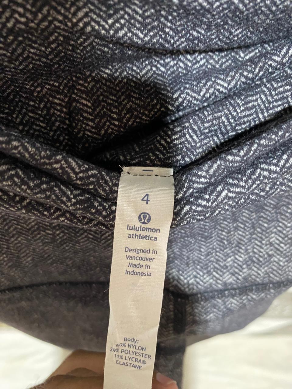 LULULEMON |XS| WAIST 24| High-Waisted Charcoal Grey Heathered Leggings - Versatile Athleisure