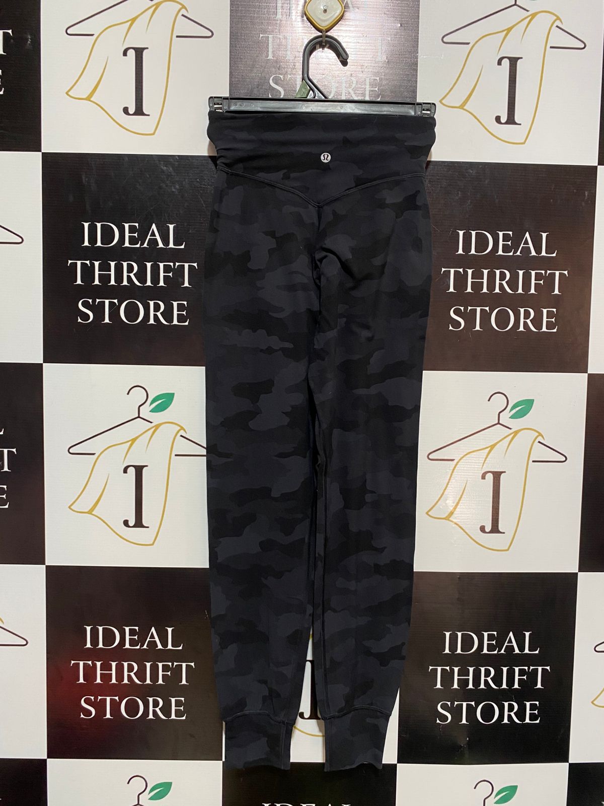 LULULEMON |XS|WAIST 20| HIGH-RISE CAMO JOGGERS