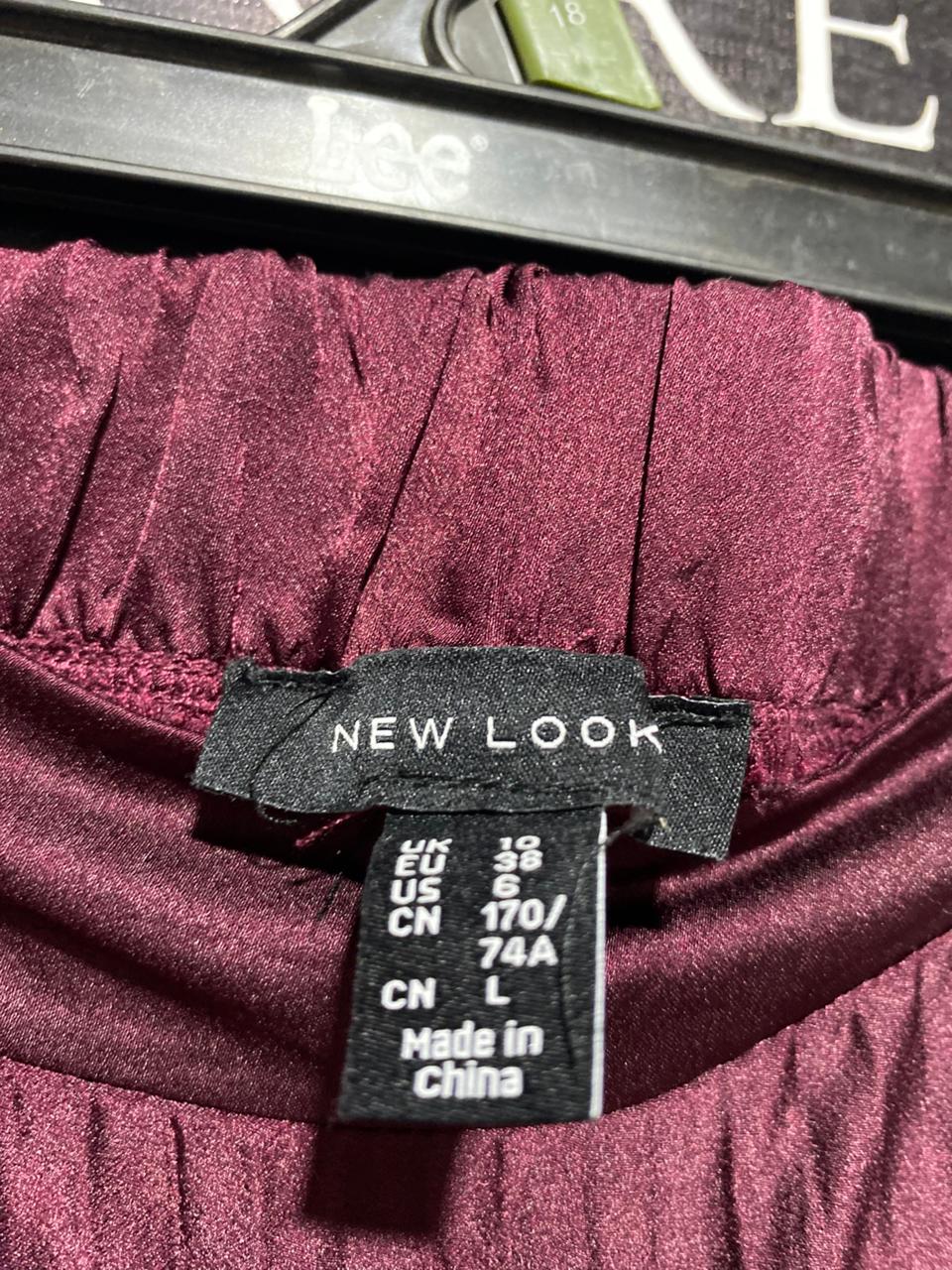 NEW LOOK |M| WAIST 28| B3| LUXURY BURGUNDY SATIN PLEATED MAXI SKIRT