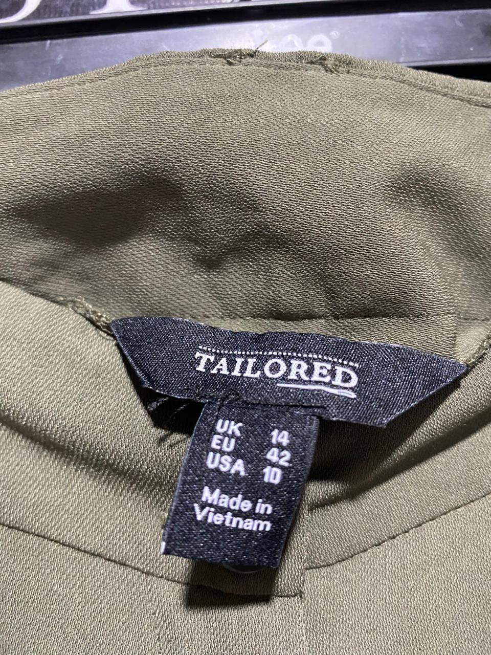 TAILORED |L| WAIST 32| B3| PREMIUM OLIVE GREEN WIDE-LEG UTILITY TROUSERS