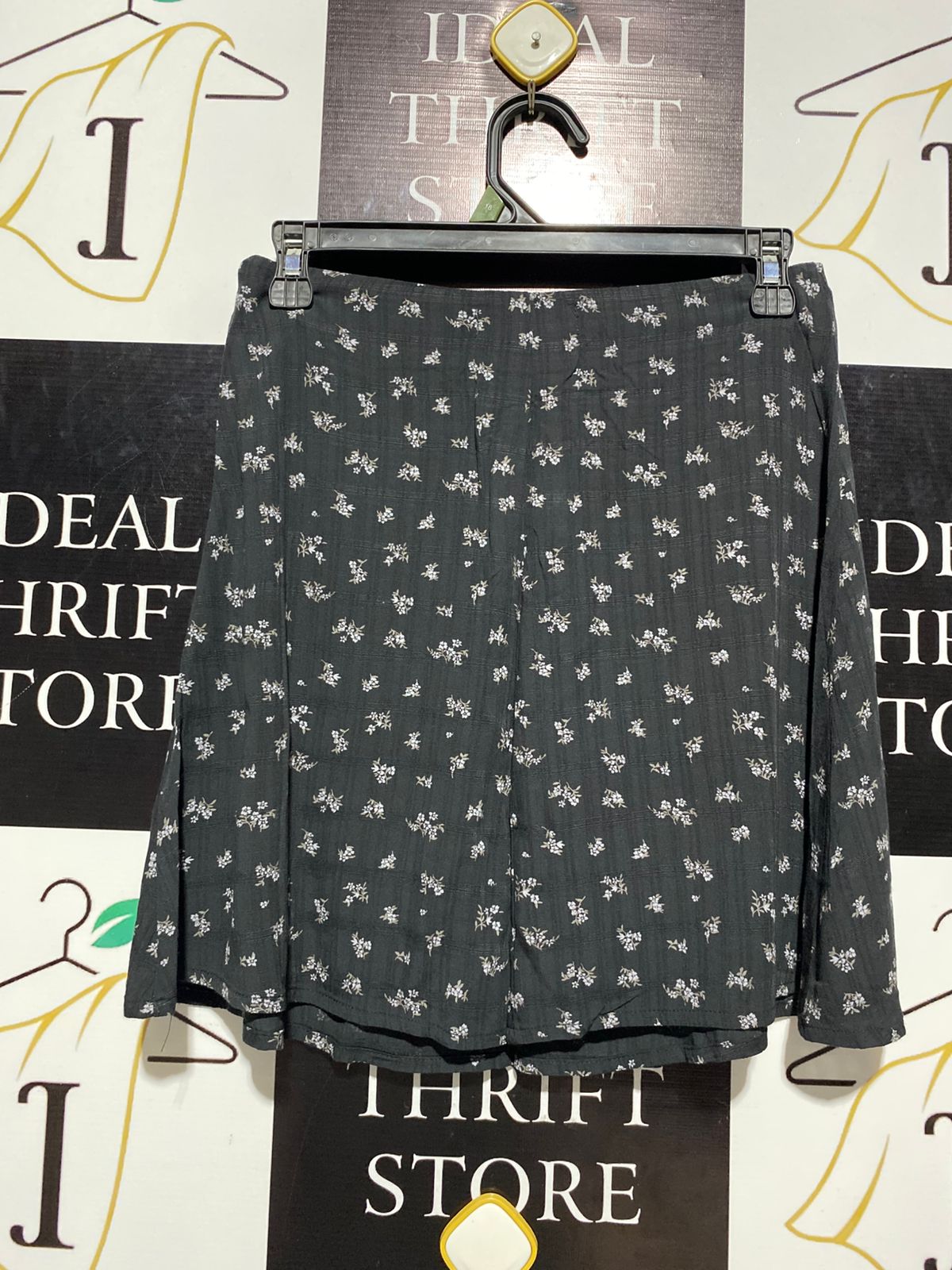 PRIMARK |M| WAIST 28| B3| WOMEN'S CHARMING BLACK FLORAL PRINT A-LINE MINI SKIRT