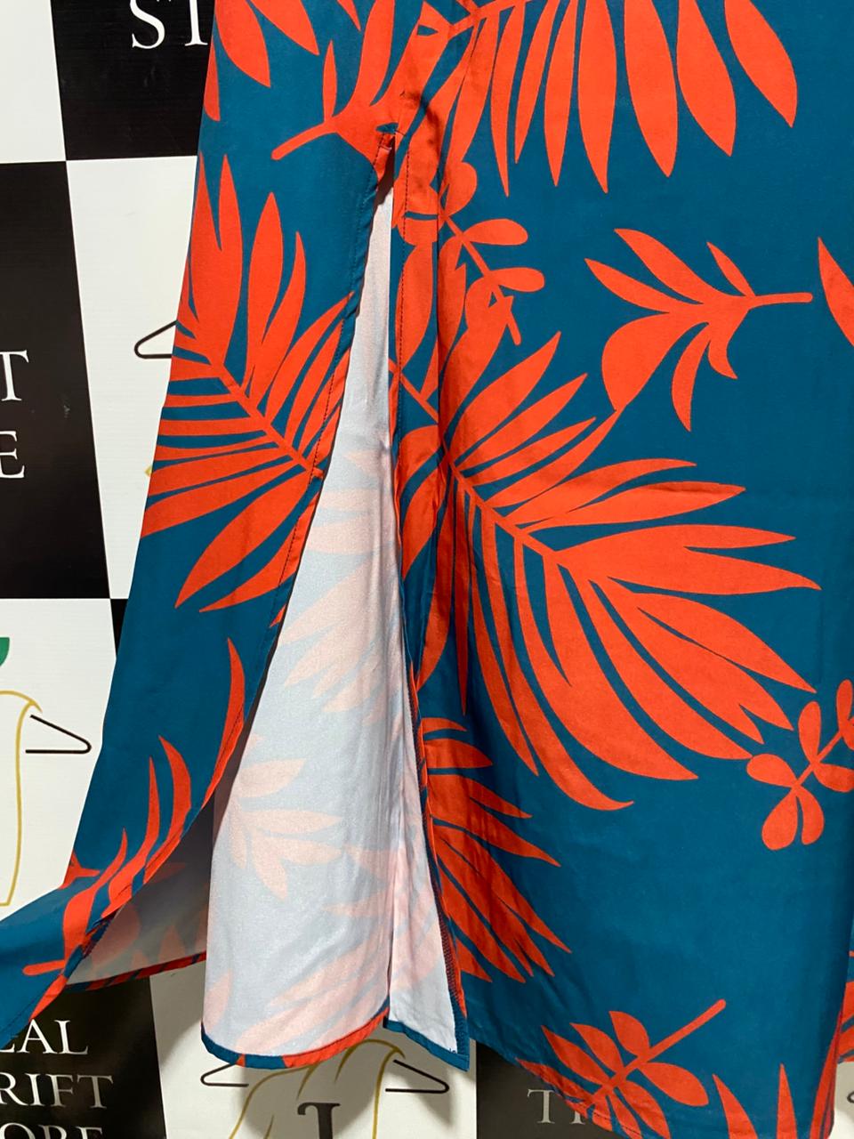 ONE-SHOULDER TROPICAL PALM PRINT MIDI DRESS WITH RUFFLE |XL| BUST 21| B4|