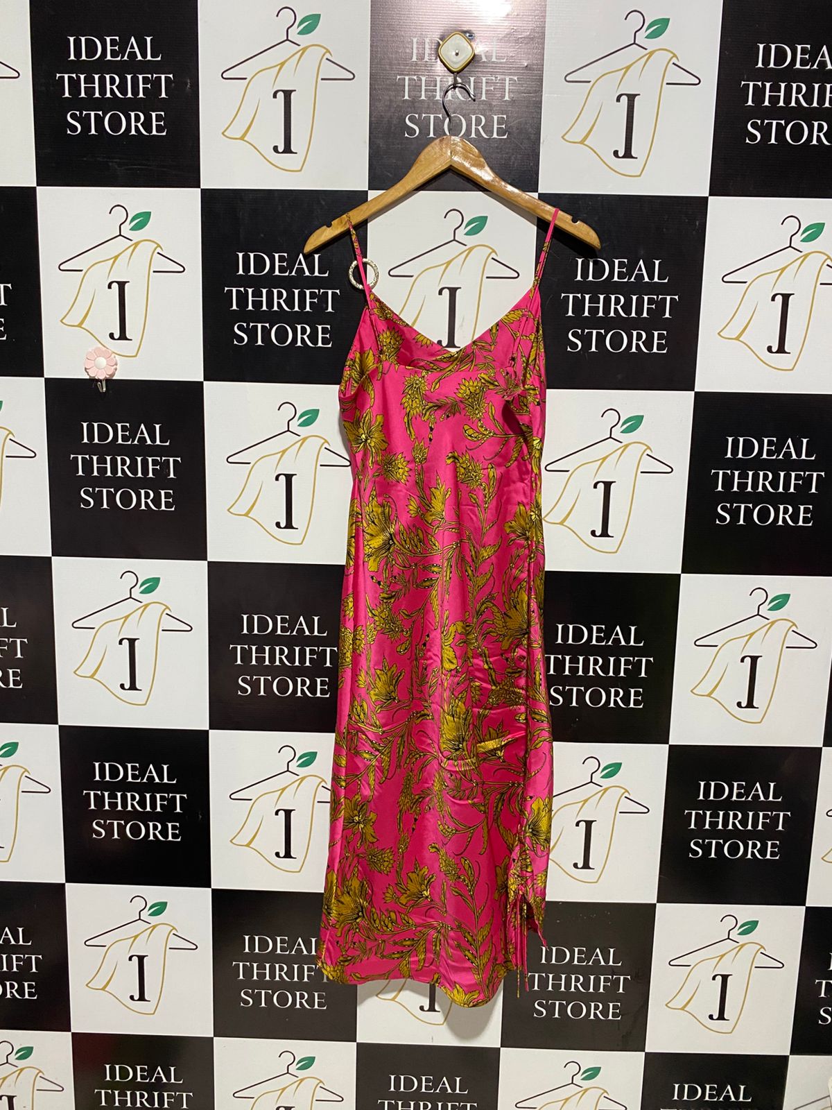 RIVER ISLAND |M| BUST 17| B4| VIBRANT PINK FLORAL SATIN SLIP MIDI DRESS WITH RING DETAIL