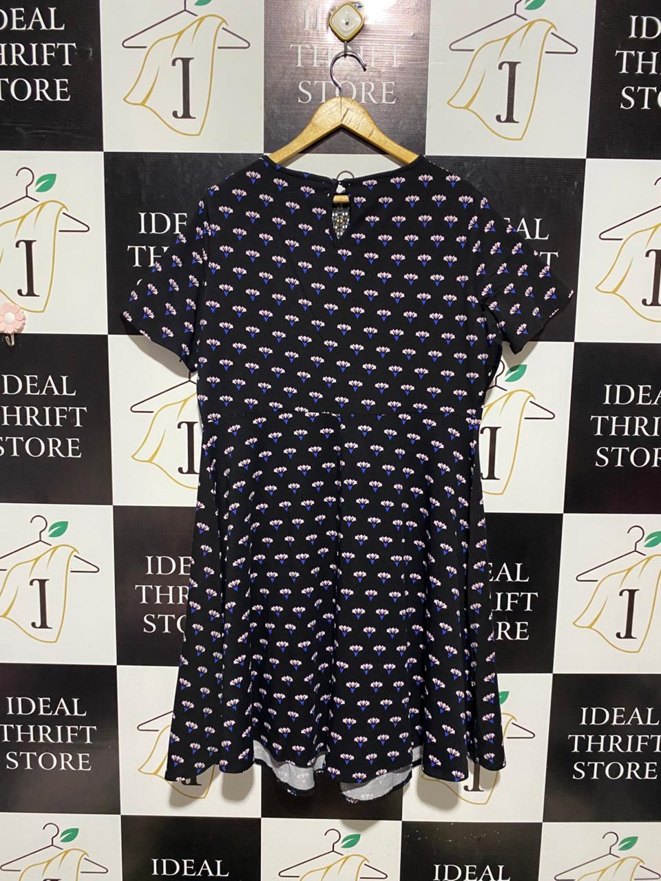 DOROTHY PERKINS |XXL| BUST 24| B4| NAVY BLUE FLORAL MINI DRESS WITH CROCHET LACE YOKE