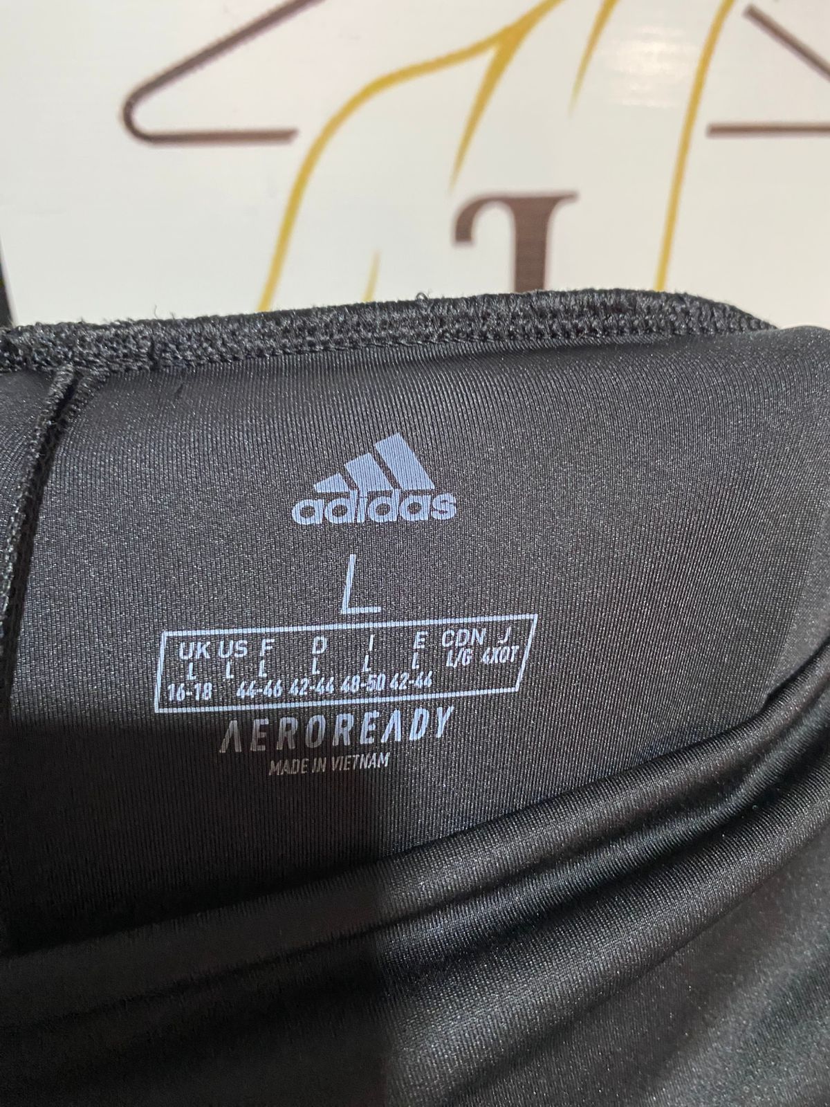 ADIDAS |L| WAIST 32| B5| CLASSIC 3-STRIPE HIGH-RISE ACTIVEWEAR LEGGINGS BLACK