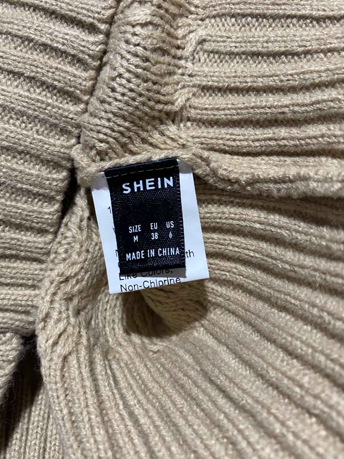 SHEIN |M| BUST 16| B4| CHIC BEIGE CABLE KNIT MOCK NECK RUFFLE SLEEVE SWEATER VEST
