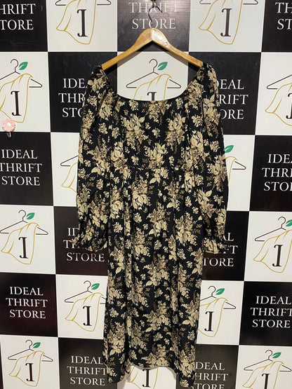 SHEIN |XL| BUST 20| B4| BLACK AND CREAM FLORAL PRINT PUFF SLEEVE MIDI DRESS