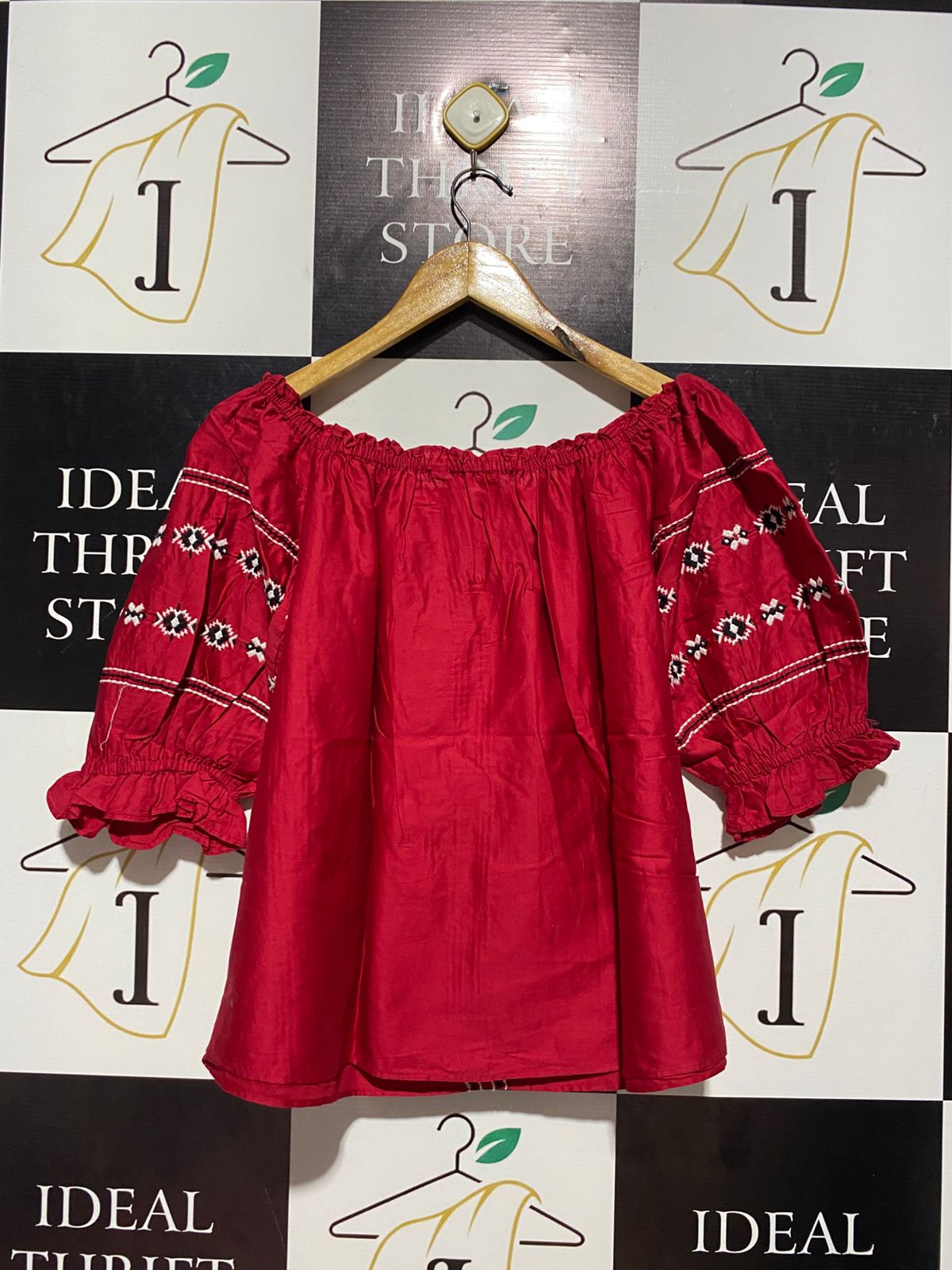 ZARA |S| BUST 19| B4| RED BOHO EMBROIDERED OFF-THE-SHOULDER PEASANT BLOUSE