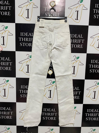 ZARA |S| WAIST 26| B5| OFF-WHITE HIGH-RISE STRAIGHT LEG JEANS