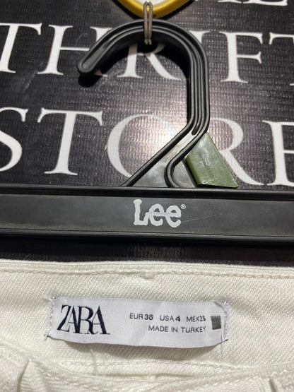 ZARA |S| WAIST 26| B5| OFF-WHITE HIGH-RISE STRAIGHT LEG JEANS