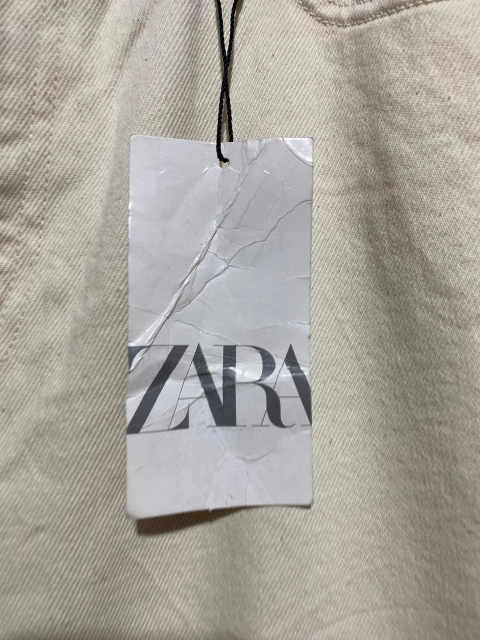 ZARA |L| WAIST 30| B5| BEIGE HIGH-RISE STRAIGHT LEG JEANS