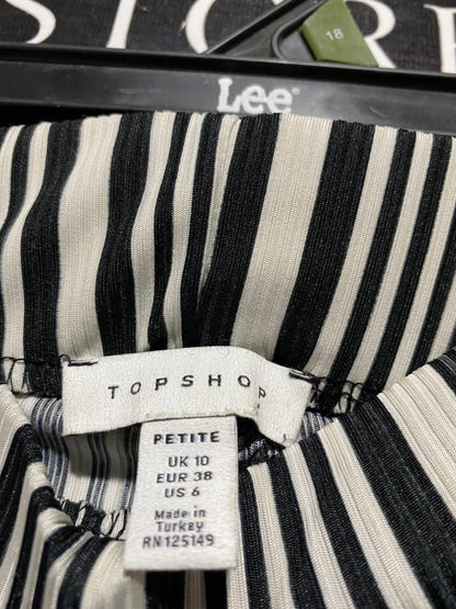 TOP SHOP |S| WAIST 26| B5| BLACK AND WHITE STRIPED FLARE LEG PANTS